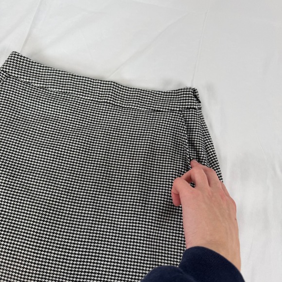Abercrombie & Fitch Women's Black White Houndstooth Mini Skort Tweed Size S - Picture 2 of 8